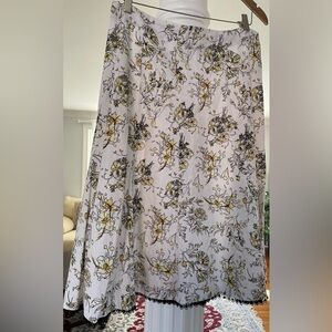 Notations floral A- line summer skirt. Size M 55% linen ,45%Rayon . Women’s